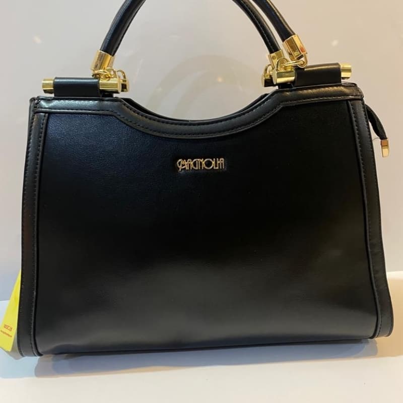 Hand bag
